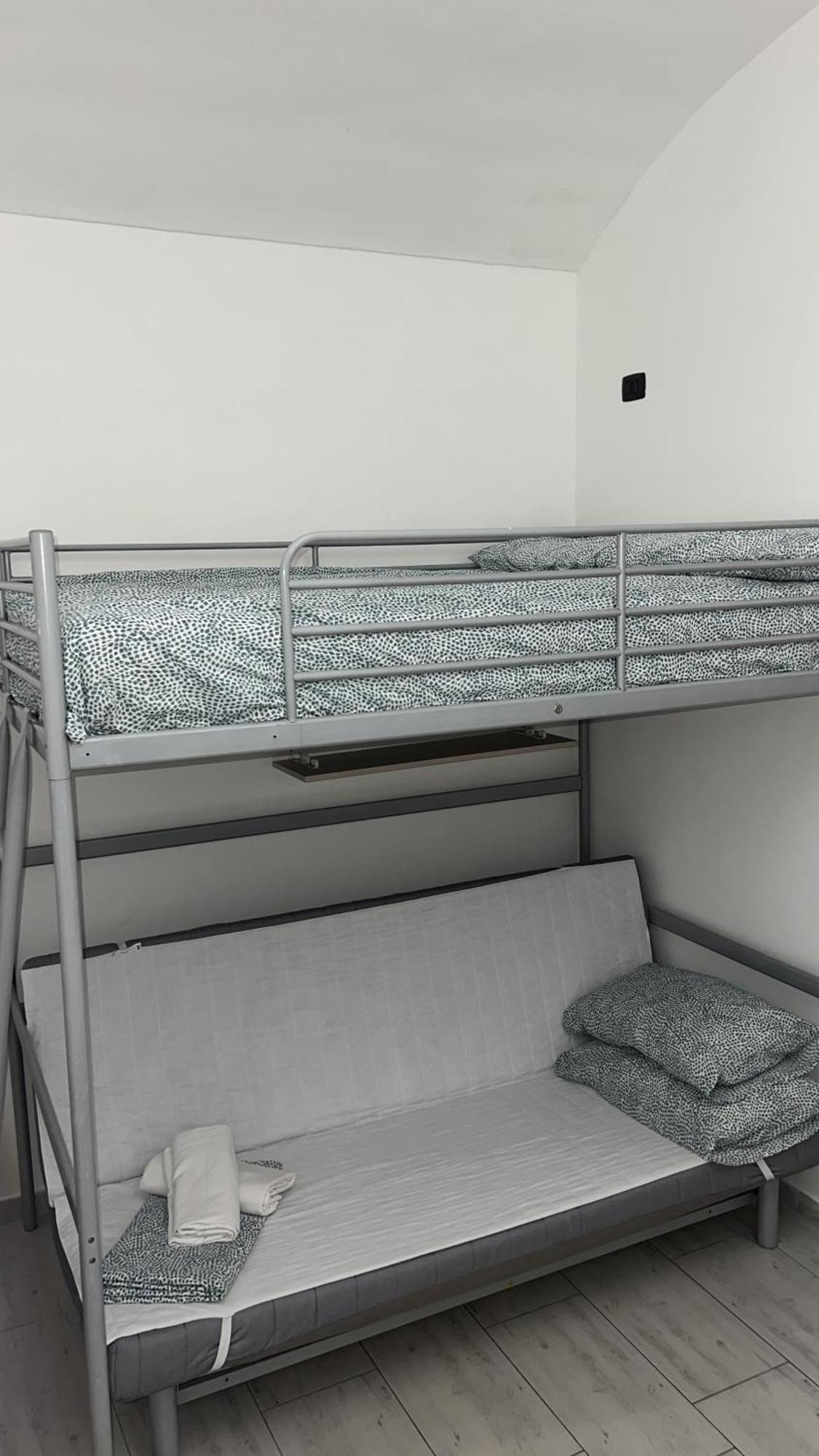 Bed2Go Brescia Lejlighed Torino Eksteriør billede